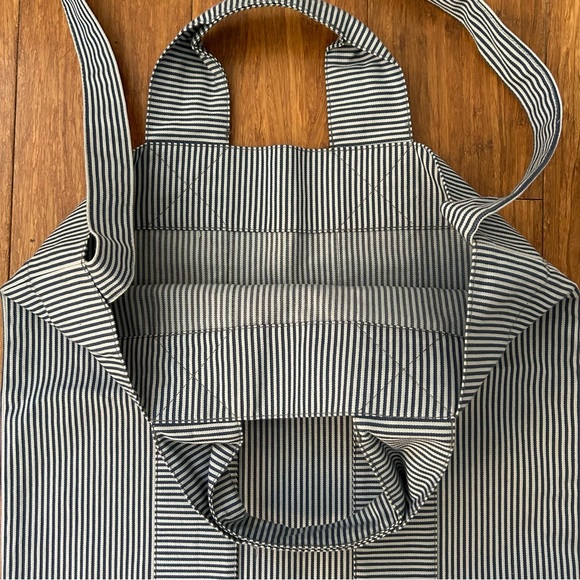 Kvadrat Striped Cotton Tote Bag - Picture 2 of 2